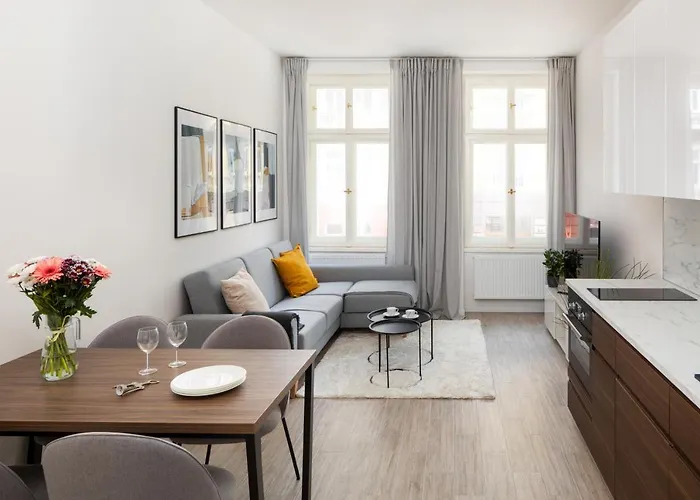 Prague Days - Minimalist Apartment - Easy City Access