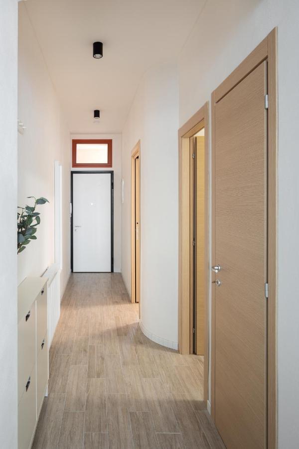 Days - Minimalist - Easy Access Apartment *