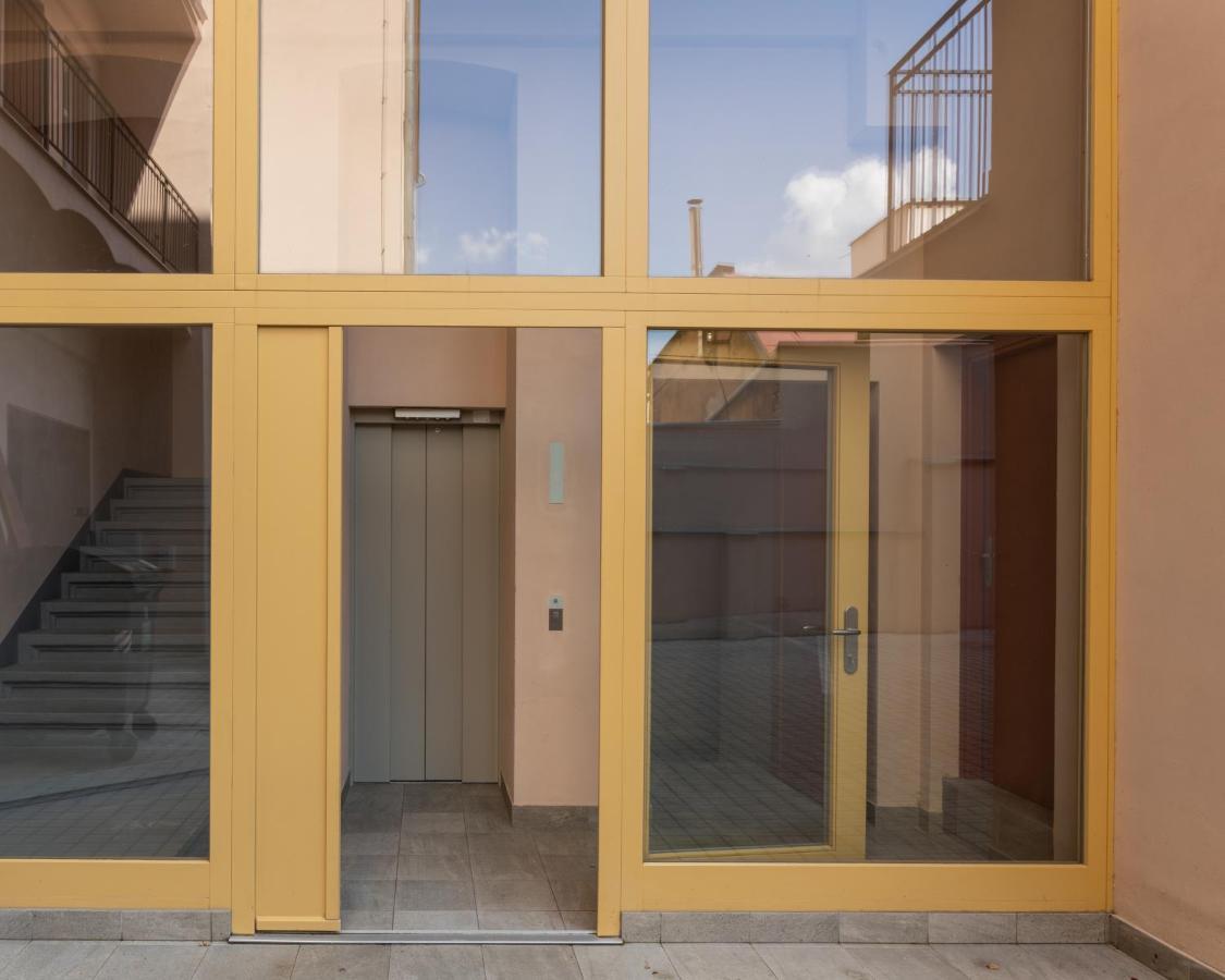 Days - Minimalist - Easy Access Appartement *